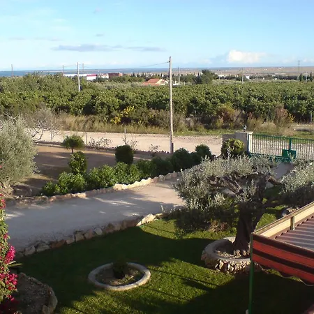 Rural Avril Kır Evi *